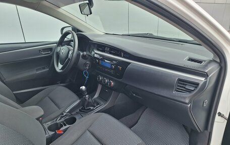 Toyota Corolla, 2013 год, 1 050 000 рублей, 15 фотография