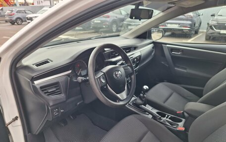 Toyota Corolla, 2013 год, 1 050 000 рублей, 13 фотография