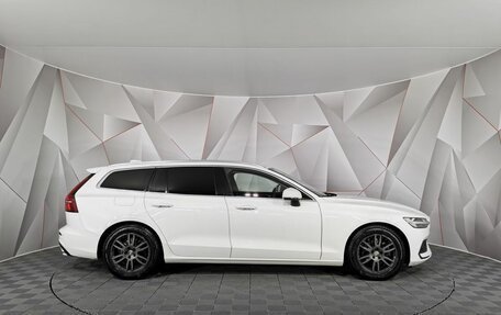 Volvo V60 II, 2019 год, 2 245 000 рублей, 6 фотография