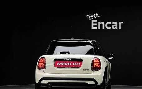 MINI Hatch, 2021 год, 1 800 000 рублей, 4 фотография