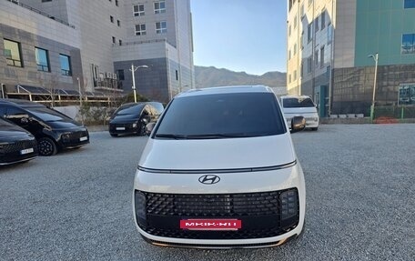 Hyundai Staria, 2025 год, 9 790 000 рублей, 2 фотография