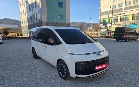 Hyundai Staria, 2025 год, 9 790 000 рублей, 3 фотография