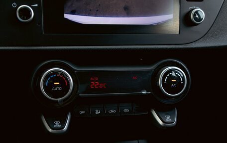 KIA Rio IV, 2021 год, 1 395 000 рублей, 15 фотография