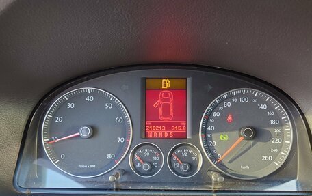 Volkswagen Touran III, 2007 год, 602 672 рублей, 10 фотография