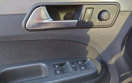 Volkswagen Touran III, 2007 год, 602 672 рублей, 12 фотография