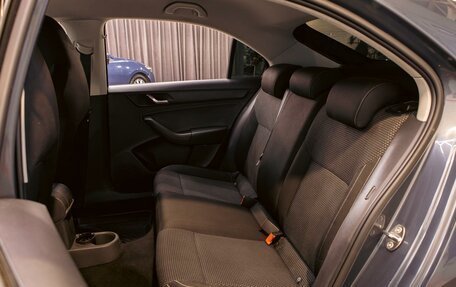 Skoda Rapid I, 2015 год, 995 000 рублей, 17 фотография