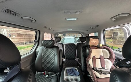 Hyundai Grand Starex Grand Starex I рестайлинг 2, 2008 год, 1 780 000 рублей, 5 фотография