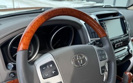 Toyota Land Cruiser 200, 2015 год, 5 300 000 рублей, 18 фотография