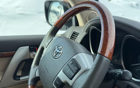 Toyota Land Cruiser 200, 2015 год, 5 300 000 рублей, 19 фотография