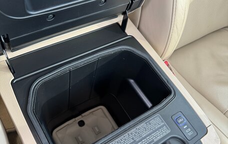 Toyota Land Cruiser 200, 2015 год, 5 300 000 рублей, 32 фотография