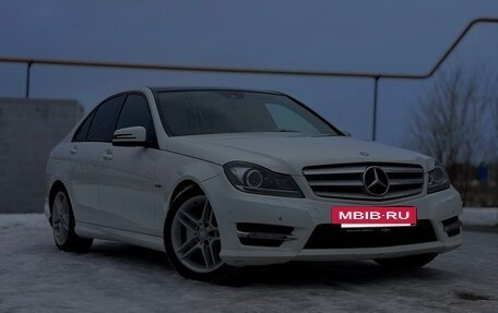 Mercedes-Benz C-Класс, 2011 год, 1 450 000 рублей, 2 фотография