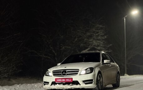 Mercedes-Benz C-Класс, 2011 год, 1 450 000 рублей, 15 фотография