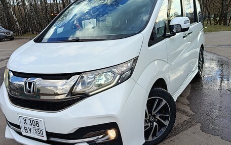 Honda Stepwgn IV, 2016 год, 1 850 000 рублей, 5 фотография