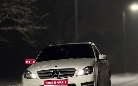 Mercedes-Benz C-Класс, 2011 год, 1 450 000 рублей, 16 фотография