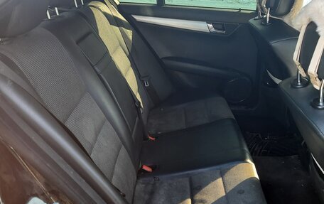 Mercedes-Benz C-Класс, 2009 год, 648 000 рублей, 17 фотография