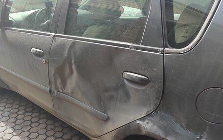 Mitsubishi Colt VI рестайлинг, 2005 год, 210 000 рублей, 14 фотография