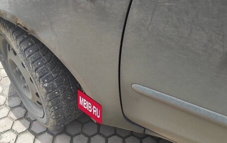 Mitsubishi Colt VI рестайлинг, 2005 год, 210 000 рублей, 10 фотография