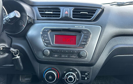 KIA Rio III рестайлинг, 2013 год, 868 000 рублей, 18 фотография