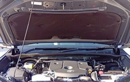 Toyota Hilux, 2026 год, 6 122 000 рублей, 9 фотография