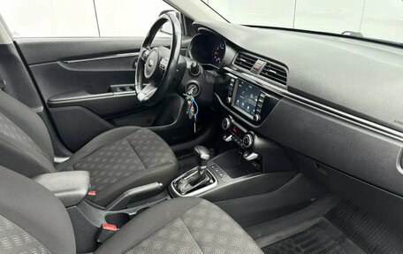 KIA Rio IV, 2019 год, 1 390 000 рублей, 20 фотография