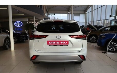 Toyota Highlander, 2026 год, 6 180 000 рублей, 5 фотография