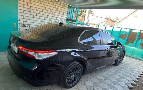 Toyota Camry, 2021 год, 1 880 000 рублей, 4 фотография