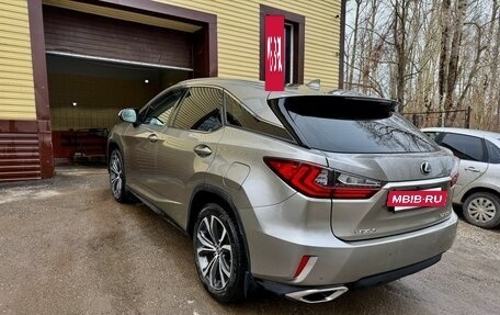 Lexus RX IV рестайлинг, 2018 год, 4 200 000 рублей, 6 фотография