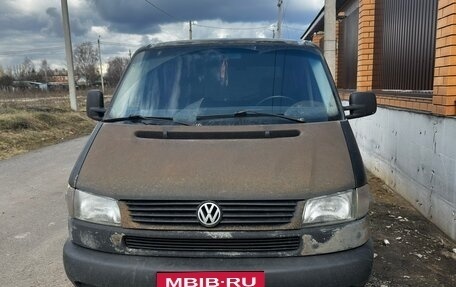 Volkswagen Transporter T4, 2001 год, 700 000 рублей, 1 фотография