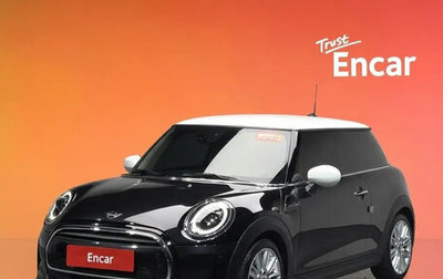 MINI Hatch, 2022 год, 1 970 000 рублей, 1 фотография