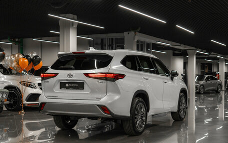 Toyota Highlander, 2025 год, 5 700 000 рублей, 5 фотография