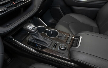 Toyota Highlander, 2025 год, 5 700 000 рублей, 18 фотография