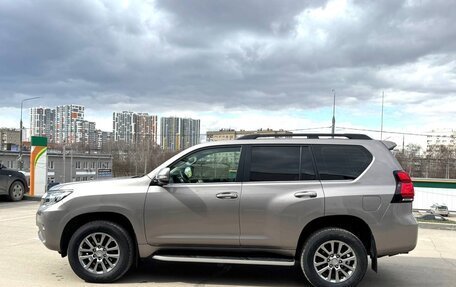 Toyota Land Cruiser Prado 150 рестайлинг 2, 2018 год, 5 250 000 рублей, 7 фотография