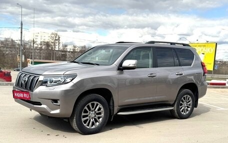 Toyota Land Cruiser Prado 150 рестайлинг 2, 2018 год, 5 250 000 рублей, 6 фотография