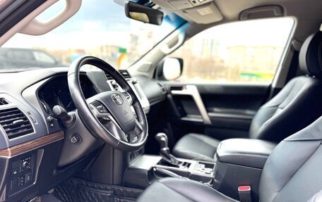 Toyota Land Cruiser Prado 150 рестайлинг 2, 2018 год, 5 250 000 рублей, 10 фотография