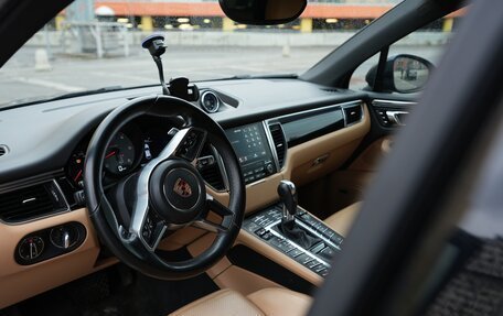 Porsche Macan I рестайлинг, 2016 год, 3 150 000 рублей, 12 фотография