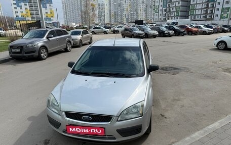 Ford Focus II рестайлинг, 2006 год, 370 000 рублей, 6 фотография