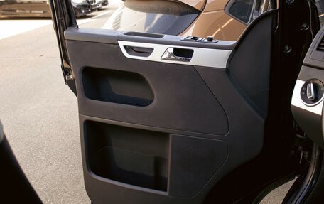 Volkswagen Multivan T5, 2013 год, 2 495 000 рублей, 12 фотография