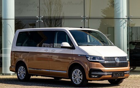 Volkswagen Multivan T6 рестайлинг, 2019 год, 5 395 000 рублей, 3 фотография