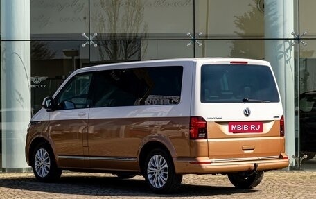 Volkswagen Multivan T6 рестайлинг, 2019 год, 5 395 000 рублей, 4 фотография