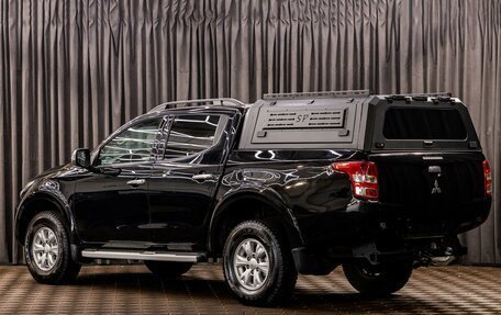 Mitsubishi L200 IV рестайлинг, 2015 год, 1 795 000 рублей, 4 фотография