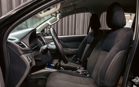 Mitsubishi L200 IV рестайлинг, 2015 год, 1 795 000 рублей, 11 фотография