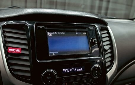 Mitsubishi L200 IV рестайлинг, 2015 год, 1 795 000 рублей, 14 фотография