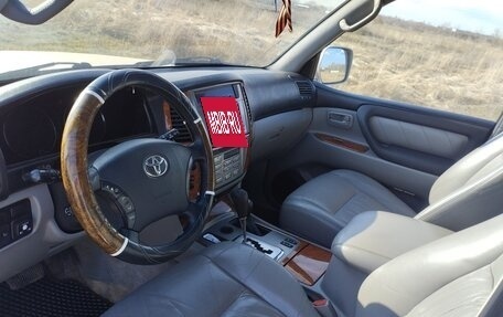 Toyota Land Cruiser 100 рестайлинг 2, 2003 год, 2 000 020 рублей, 8 фотография