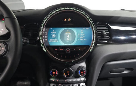 MINI Hatch, 2022 год, 1 970 000 рублей, 8 фотография