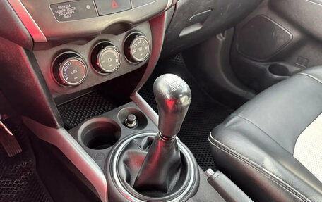 Mitsubishi ASX I рестайлинг, 2012 год, 690 000 рублей, 13 фотография