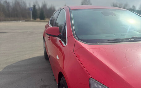 Opel Astra J, 2011 год, 620 000 рублей, 5 фотография