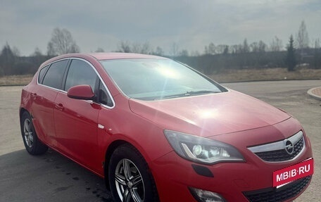 Opel Astra J, 2011 год, 620 000 рублей, 4 фотография