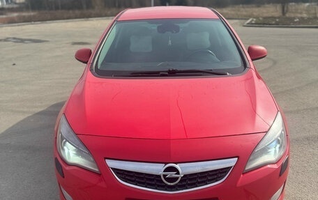 Opel Astra J, 2011 год, 620 000 рублей, 6 фотография