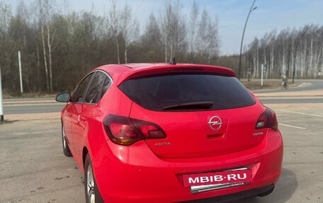 Opel Astra J, 2011 год, 620 000 рублей, 12 фотография