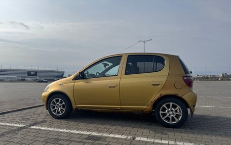 Toyota Yaris I рестайлинг, 2000 год, 340 000 рублей, 7 фотография